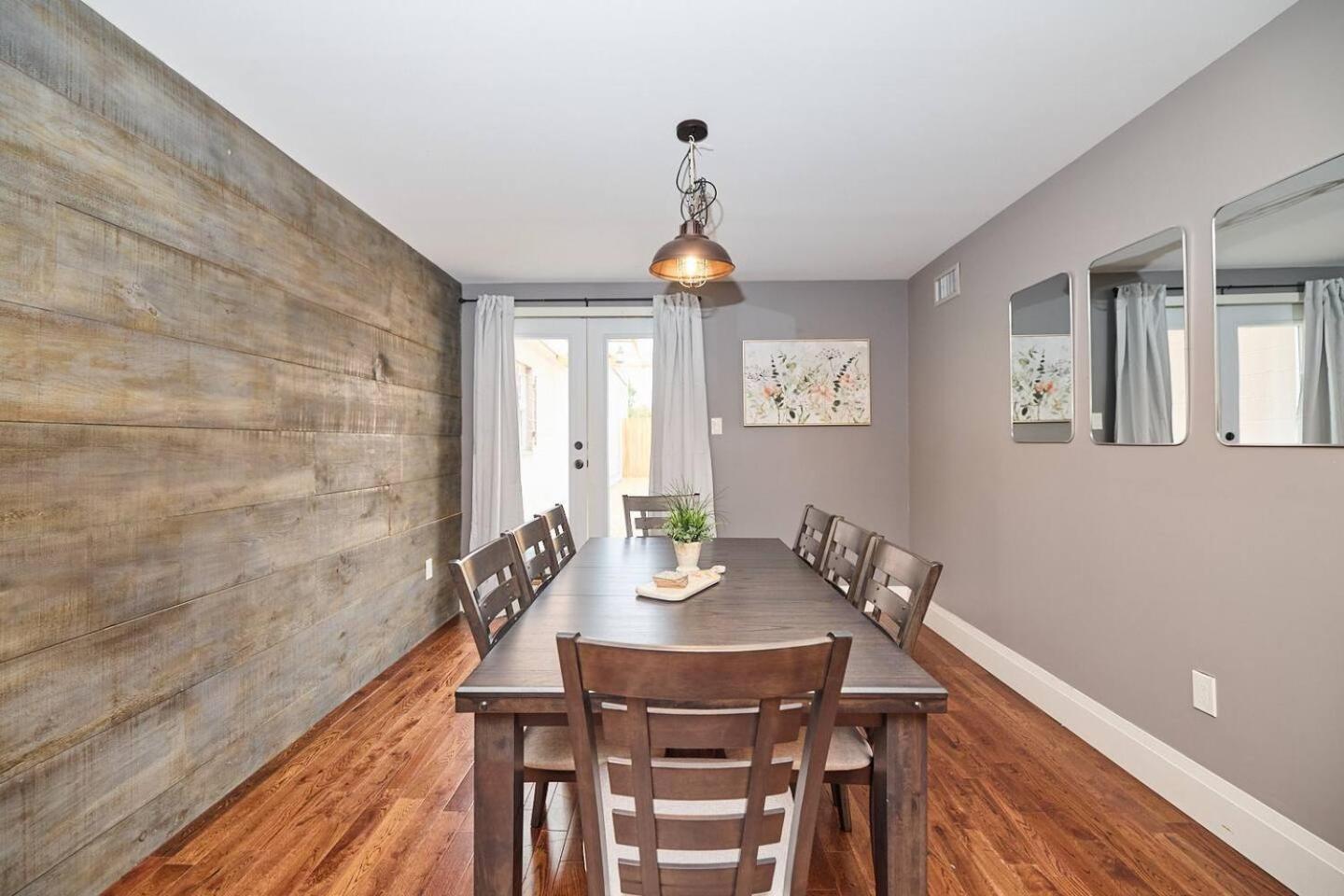 Apartment Stylish Escape By The Falls 6-8